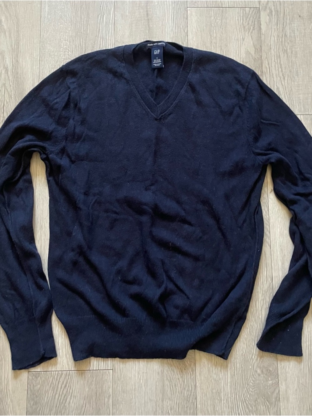 GAP V-Neck Sweater